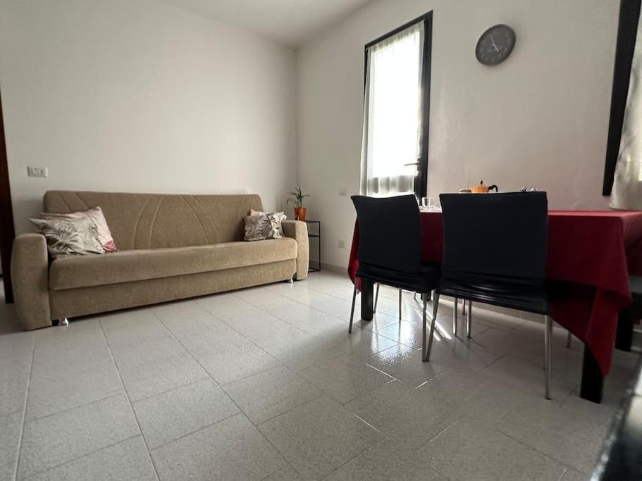 Mati Malpensa Con Navetta 20Eur Apartment Lonate Pozzolo Exterior photo